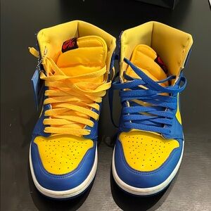 Nike Air High-Tops in Blue and Yellow
